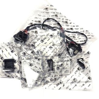 INSTALLATION KIT FOR HEATED ACCESSORIES MP3 530 2023-
