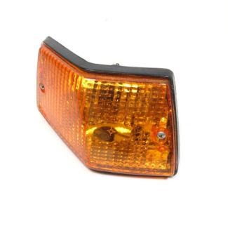 REAR LH LEFT TURN SIGNAL ASSEMBLY AMBER LENS W/BLACK HOUSING VESPA P125X P200E VNX VSX STELLA (C-4727694)