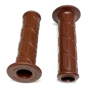 Brown Grips Vespa GTV/GTS/GT/Super/HPE Pair (GRIPS ARE SLIGHTLY DIFFERENT SHADES OF BROWN) **CLOSEOUT**