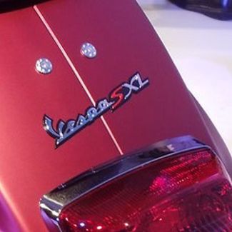 "VESPA SXL" STICKER BADGE
