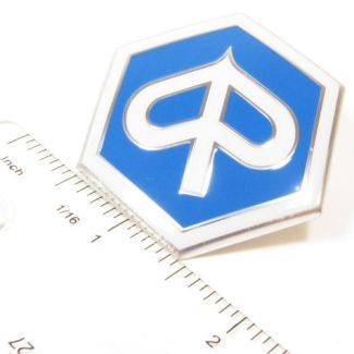 FRONT PIAGGIO HEXAGONAL BADGE (EMBLEM)- FLY 150 3V LIBERTY MP3 250/400 BV250/300/500 BV350 (1.75") ( 1B003766) (FITS MP3 & YOURBAN WHEELS)