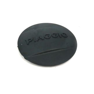 BLACK PLASTIC CLUTCH NUT COVER WITH PIAGGIO NAME - FLY/BV/LT/MP3 125-300CC (485608 CM155109 CM155110)