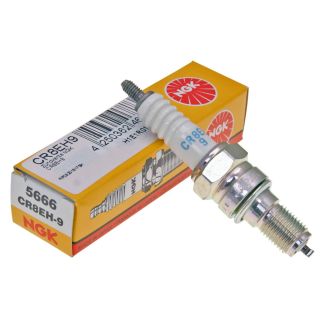 NGK SPARKPLUG; HONDA METRO 50 STELLA 125 AUTO