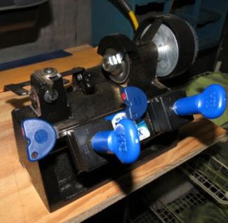 CUT/CLONE VESPA/PIAGGIO STANDARD KEY BLANK 