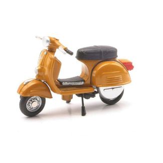 Vespa Rally TOY in Tan 1:32 SCALE BY NEWRAY