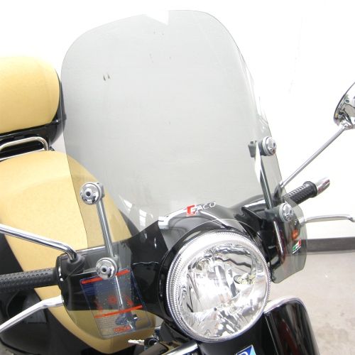 ScooterWest.com - SMOKE FACO NARROW MID SIZE WINDSHIELD 13